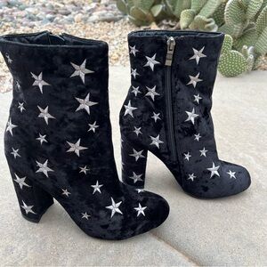 Wild Diva Black Star-Embellished Ankle Boots 7